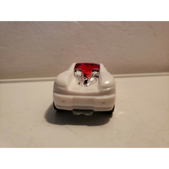 Hot Wheels 2001 Backdraft (White) Diecast Car Loose D34 - Picture 2 of 6